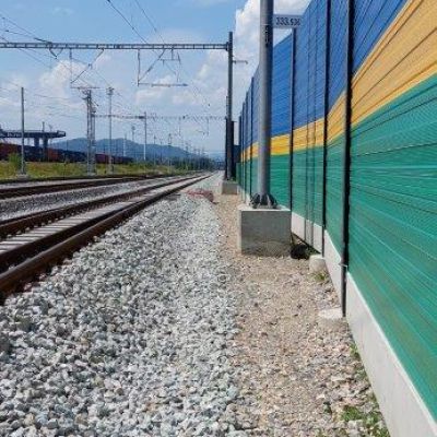Ekrany akustyczne linia kolejowa Žilina Słowacja