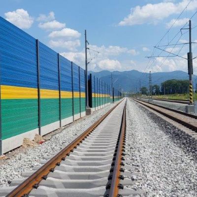 Ekrany akustyczne linia kolejowa Žilina Słowacja