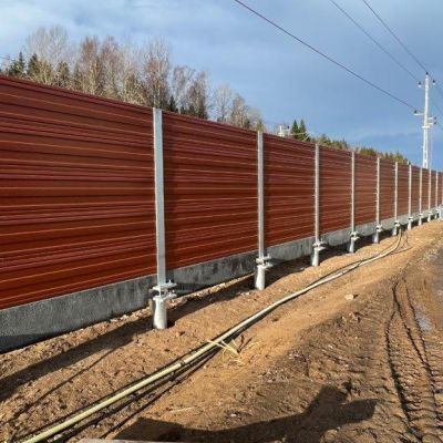 Ekrany akustyczne linia kolejowa Motala Sweden