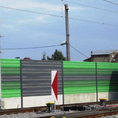 Ekrany akustyczne linia kolejowa Běchovice - Úvaly u Prahy