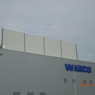 Obudowa akustyczna na dachu Wabco Wrocław