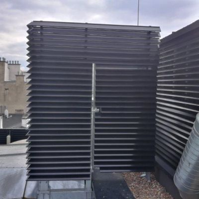 Obudowa akustyczna na dachu Hala Koszyki Warszawa