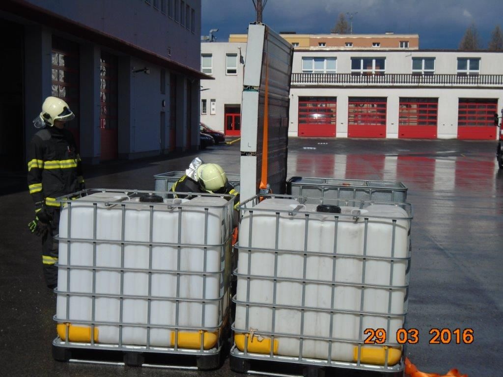 Bezpieczeństwo ekranów akustycznych