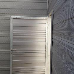 Drzwi do ekranów akustycznych