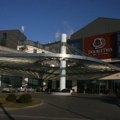 Obudowa akustyczna na dachu DoubleTree by Hilton Hotel & Conference Centre Warszawa