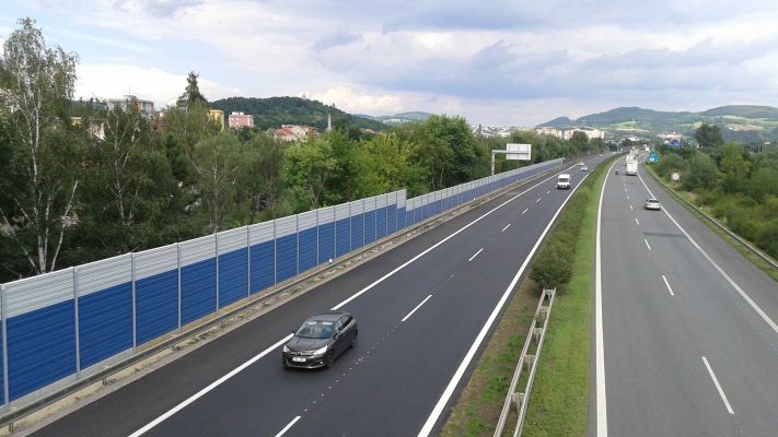 Ekrany akustyczne przy drogach