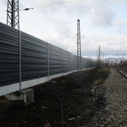 Ekrany akustyczne linia kolejowa Žalhostice Czechy