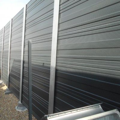 Obudowa akustyczna na dachu Mechanica II Czechy