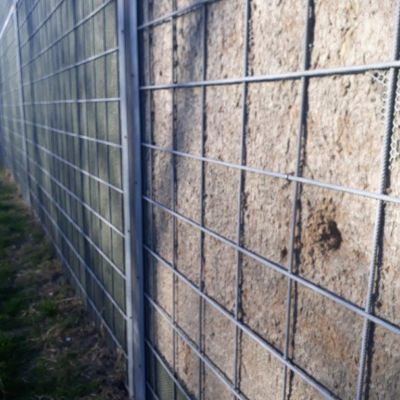 Usterki i wady ekranów typu "zielona ściana"