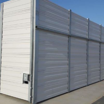 Obudowa akustyczna na dachu Kaufland Jarosław