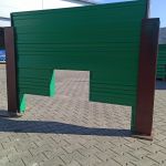 Przepusty, drzwiczki i otwory technologiczne w obudowie akustycznej