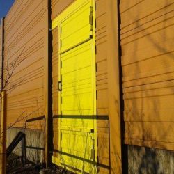 Drzwi do ekranów akustycznych