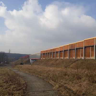 Drogie w eksploatacji drewniane ekrany akustyczne