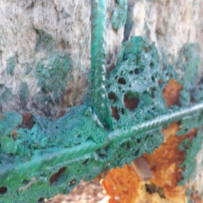 Usterki i wady ekranów typu "zielona ściana"