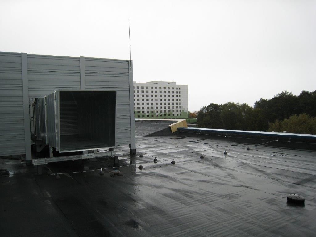 Obudowa akustyczna na dachu CORT Gdynia