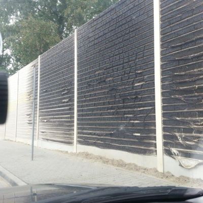 Usterki i wady ekranów plastikowych  - nieodporne na ogień